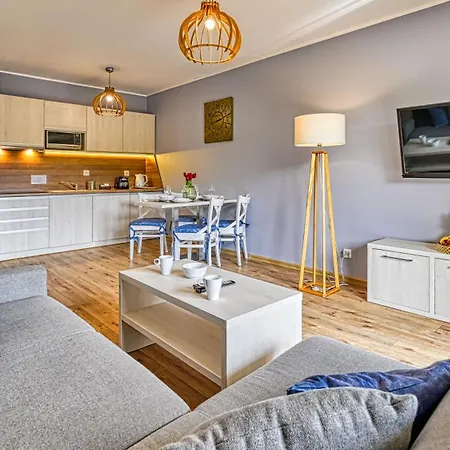 Bawaria Ii, Sun & Snow *